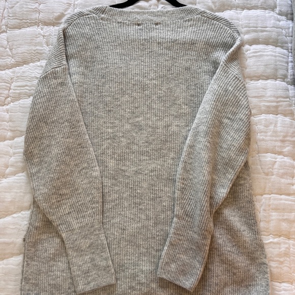 Halogen Grey Sweater - New - Size Small - Picture 7 of 7